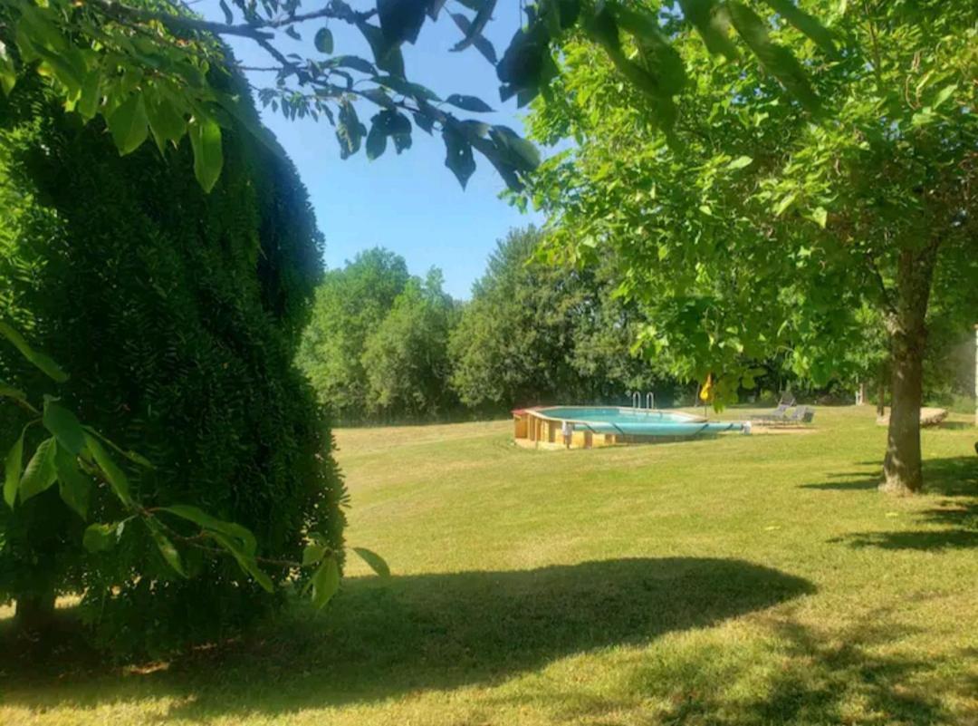 Gite Sauveterre-la-Lémance Exterior foto